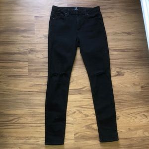 *NWOT* ‘Just Black’ skinny jean